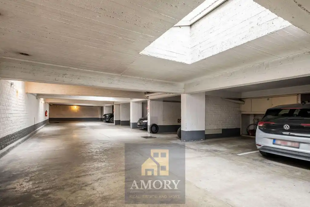 Stijlvol en lichtrijk appartement op toplocatie aan het Zuidpark mét terras en autostaanplaats! foto 19