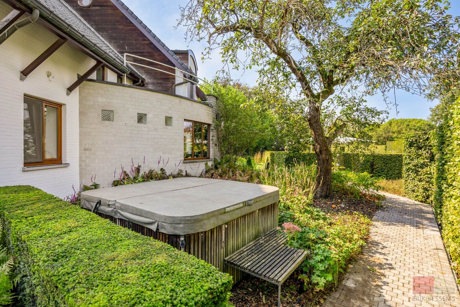 Bijzonder landhuis op bijzondere locatie grenzend aan Kattevennen en in de directe omgeving van Genk-Centrum foto 76