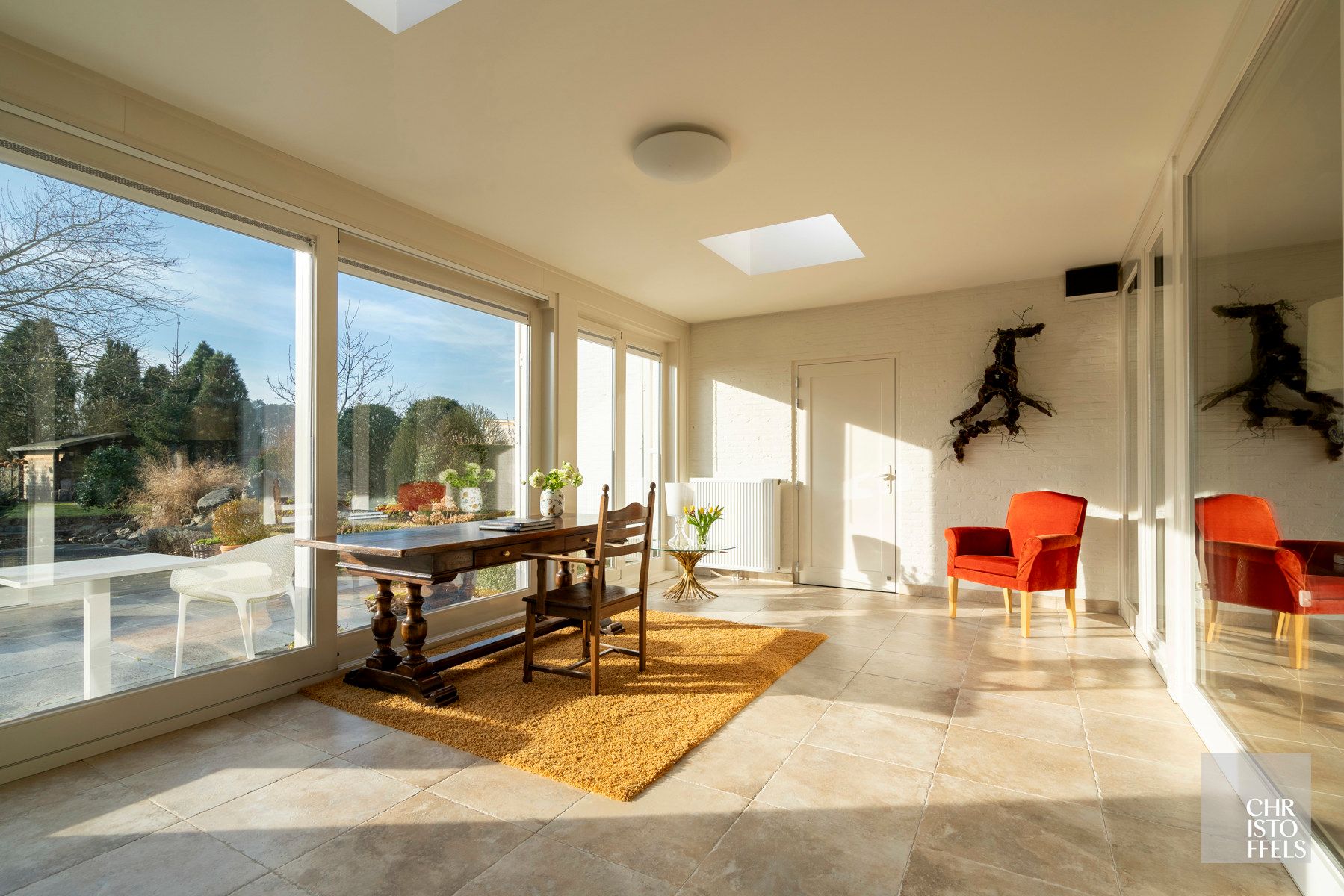 Villa (336m²) met 3 slaapkamers en een zwemvijver op een perceel van 1.219m²!  foto 18