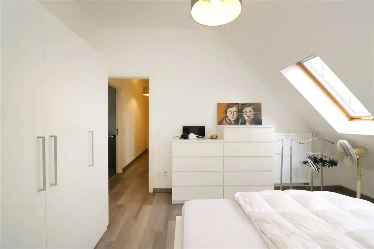 Zonnige penthouse met 2 slaapkamers, mooi terras, inclusief garage  foto 47