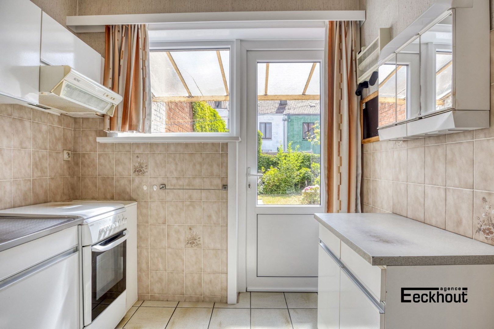 Woning met tuin, garage en 4 slaapkamers in Bredene  foto 5
