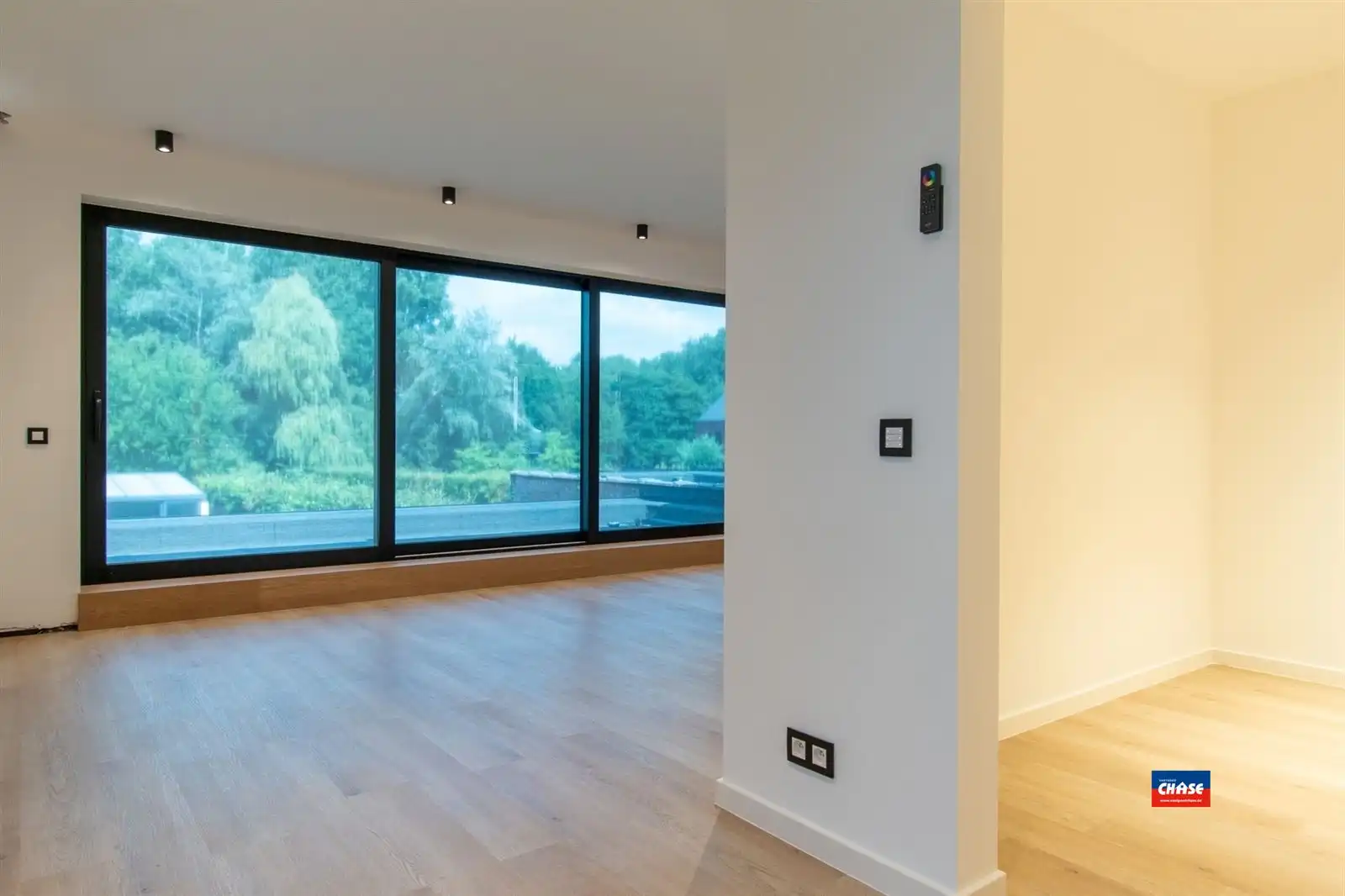 Nieuwbouwwoning met 4 slpks, 3 badk en tuin foto 17