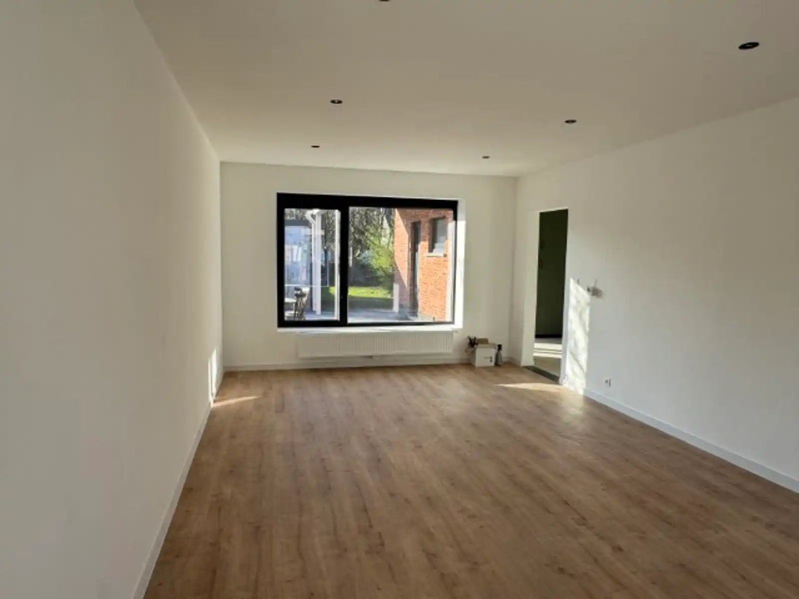 Mooi gerenoveerde gezinswoning foto 3