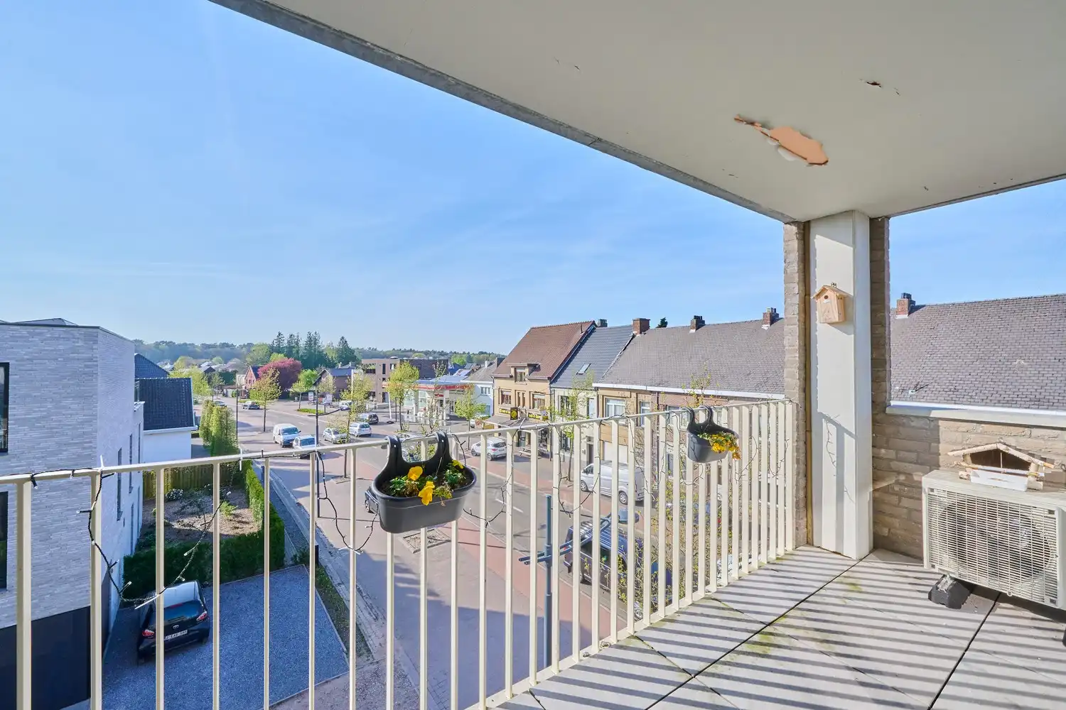 Ideaal gelegen serviceflat (tweede verdieping) met zongericht terras foto 13