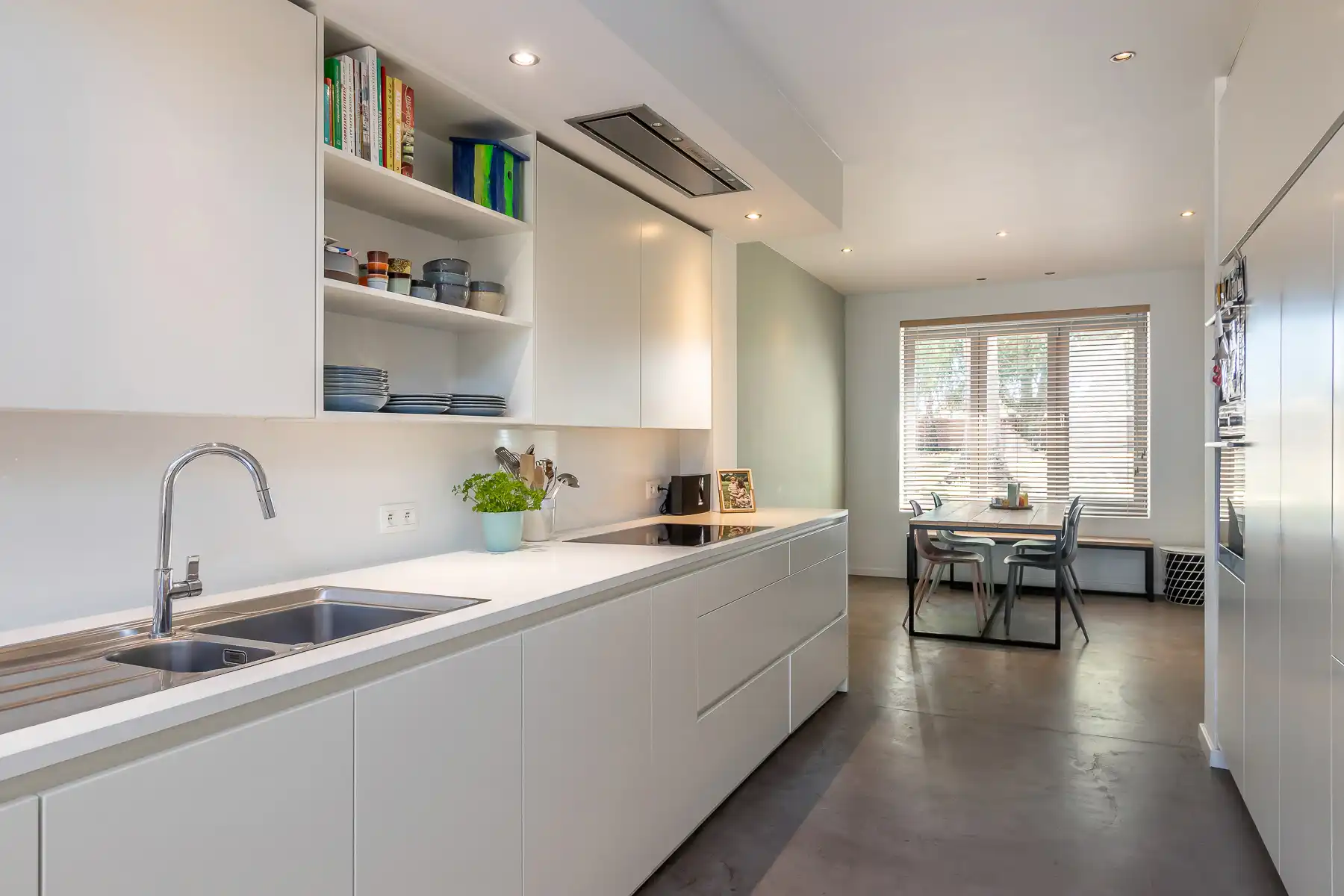 Gerenoveerde, energiezuinige woning met 3 slaapkamers & tuin foto 11