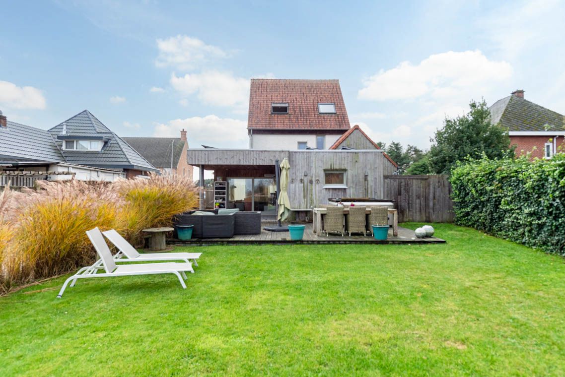 Energiezuinige woning met 3 grote slaapkamers, heerlijke tuin foto 22