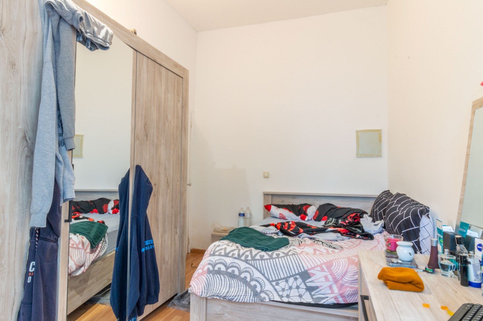 Een ruime woning met 4 slaapkamers, 3 douchekamers! foto 9