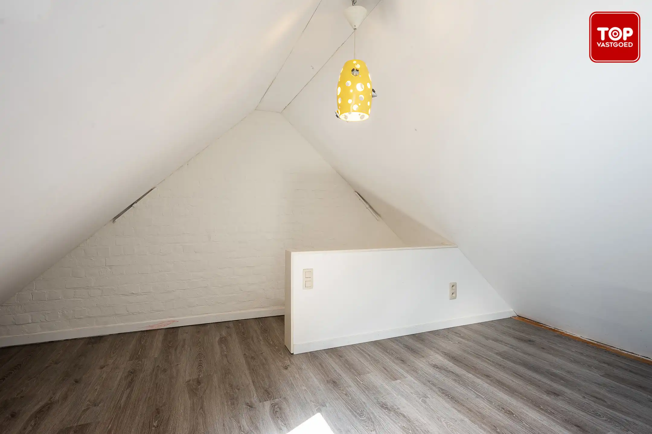 Instapklare woning met 3 slaapkamers en open zicht op de velden foto 20