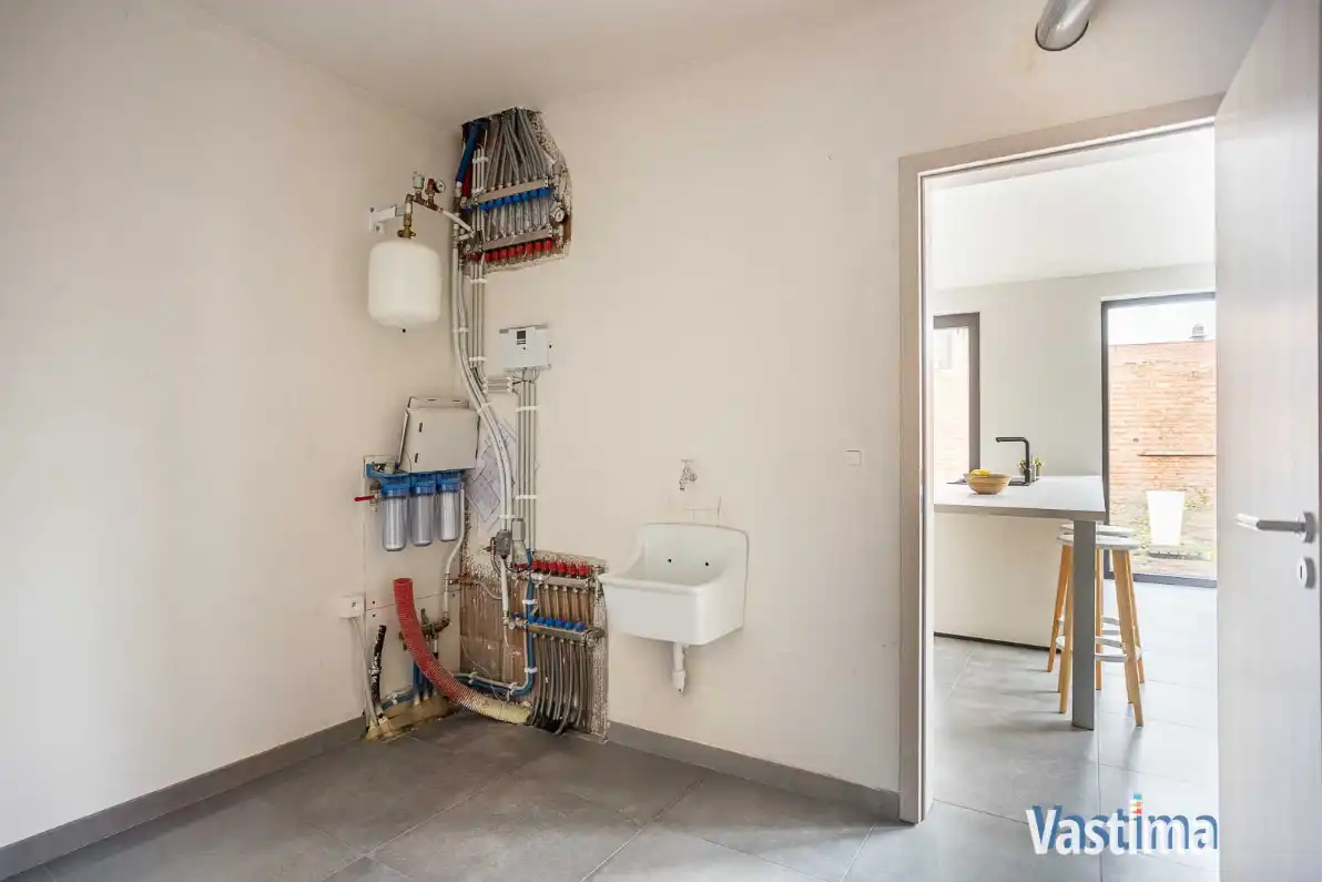 Nieuwbouw gesloten woning met 3 slaapkamers, garage en tuin foto 26