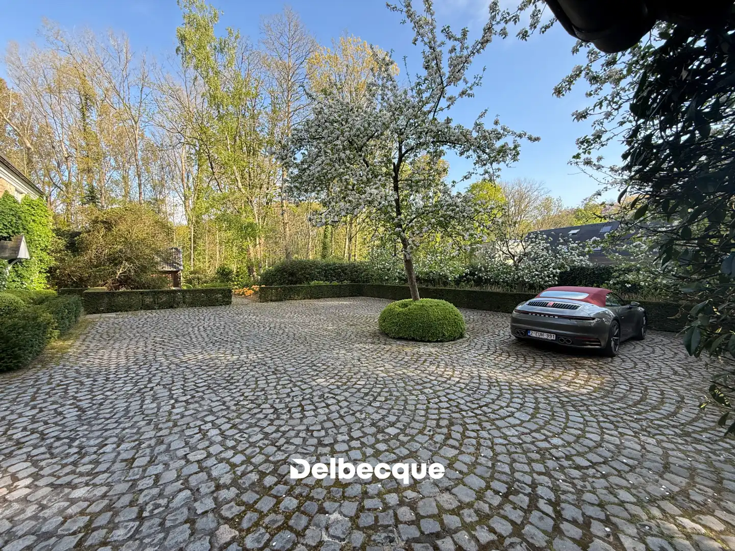 Exclusief landhuis op uniek domein aan Merkemveld te Zedelgem foto 4