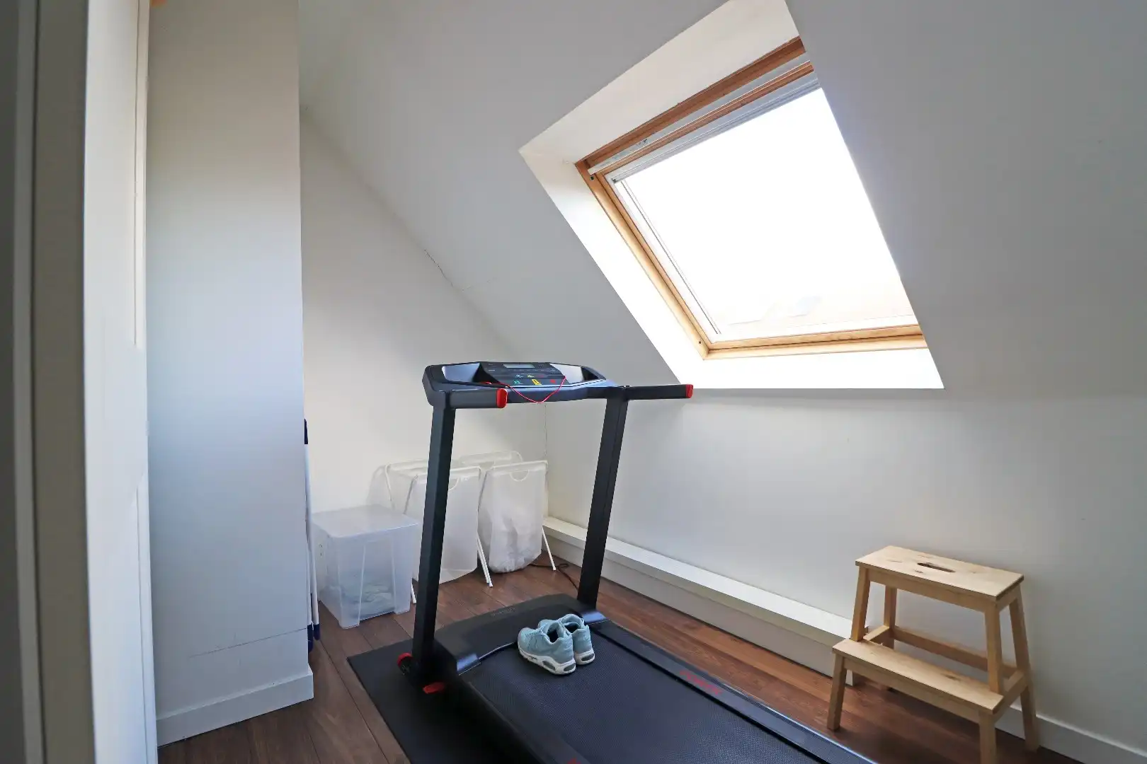 Verzorgd appartement met garage foto 7