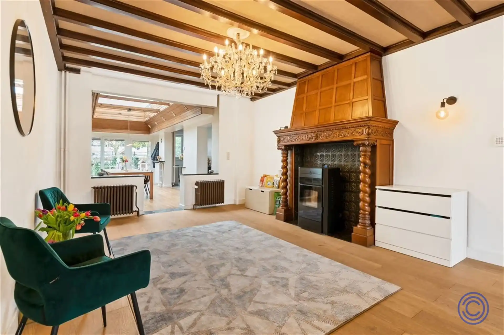 Instapklaar gelijkvloers met 3 slpk + tuin + dubbele garage! foto 5