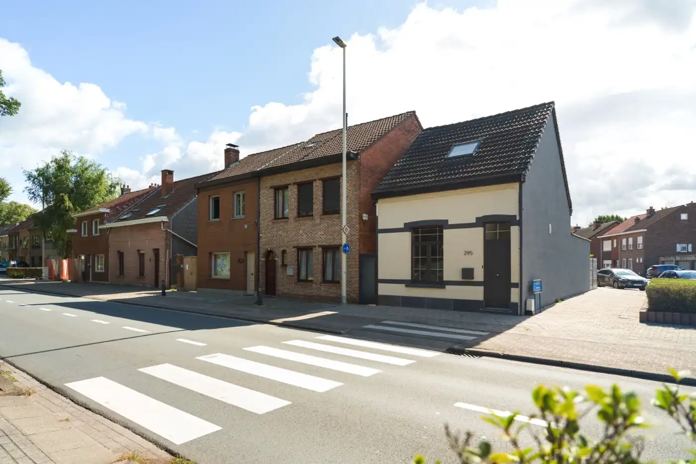 Instapklare HOB met 2 slpk. en aangelegde ruime tuin foto 32