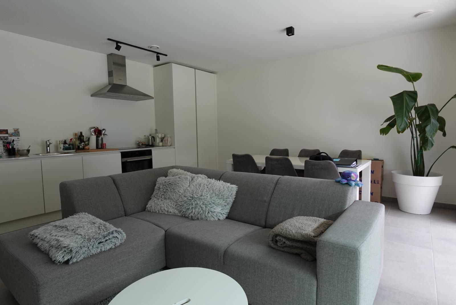 Appartement met 1 slaapkamer, terras en tuin foto 4