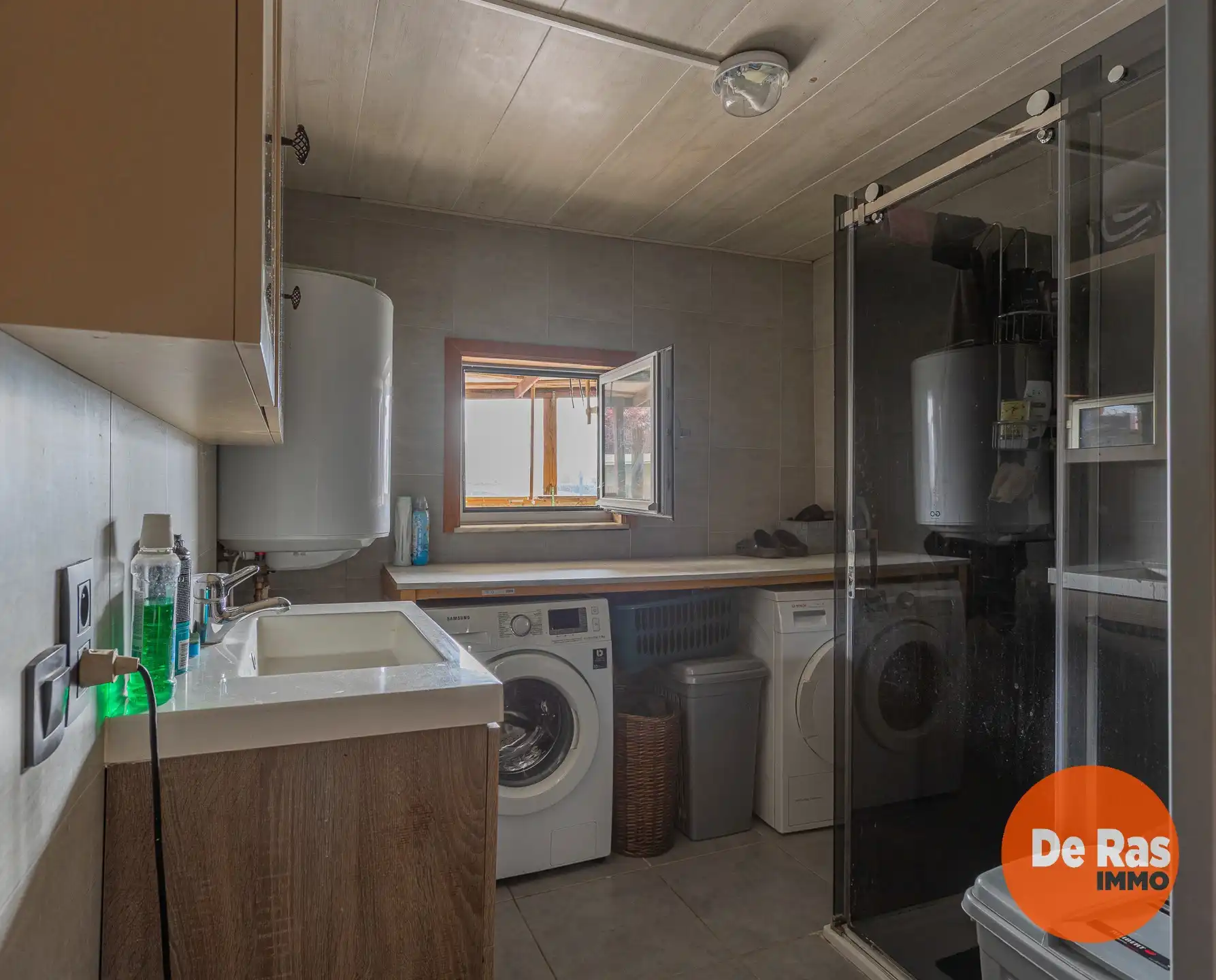 DENDERHOUTEM - Op te frissen woning op uitstekende locatie foto 10