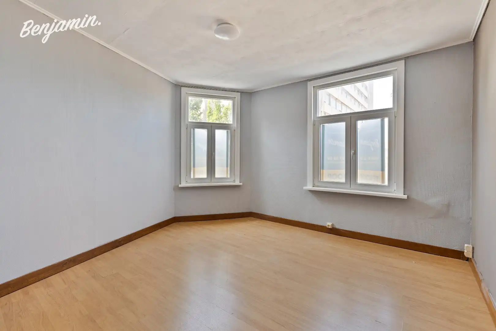 Hoekpand/horecazaak met woonst op een topligging in Roeselare-centrum foto 12