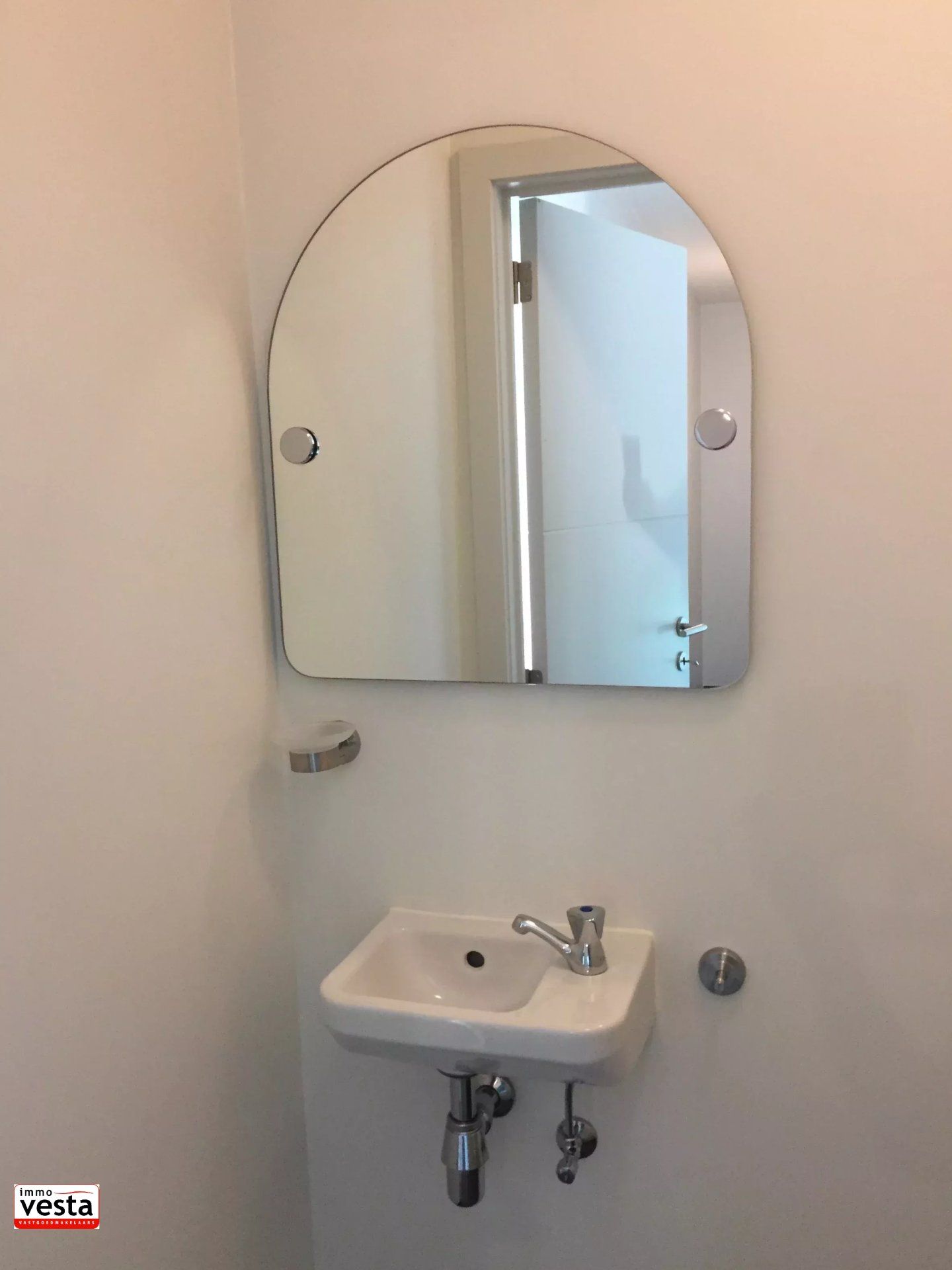 Compact appartement met modern comfort foto 6