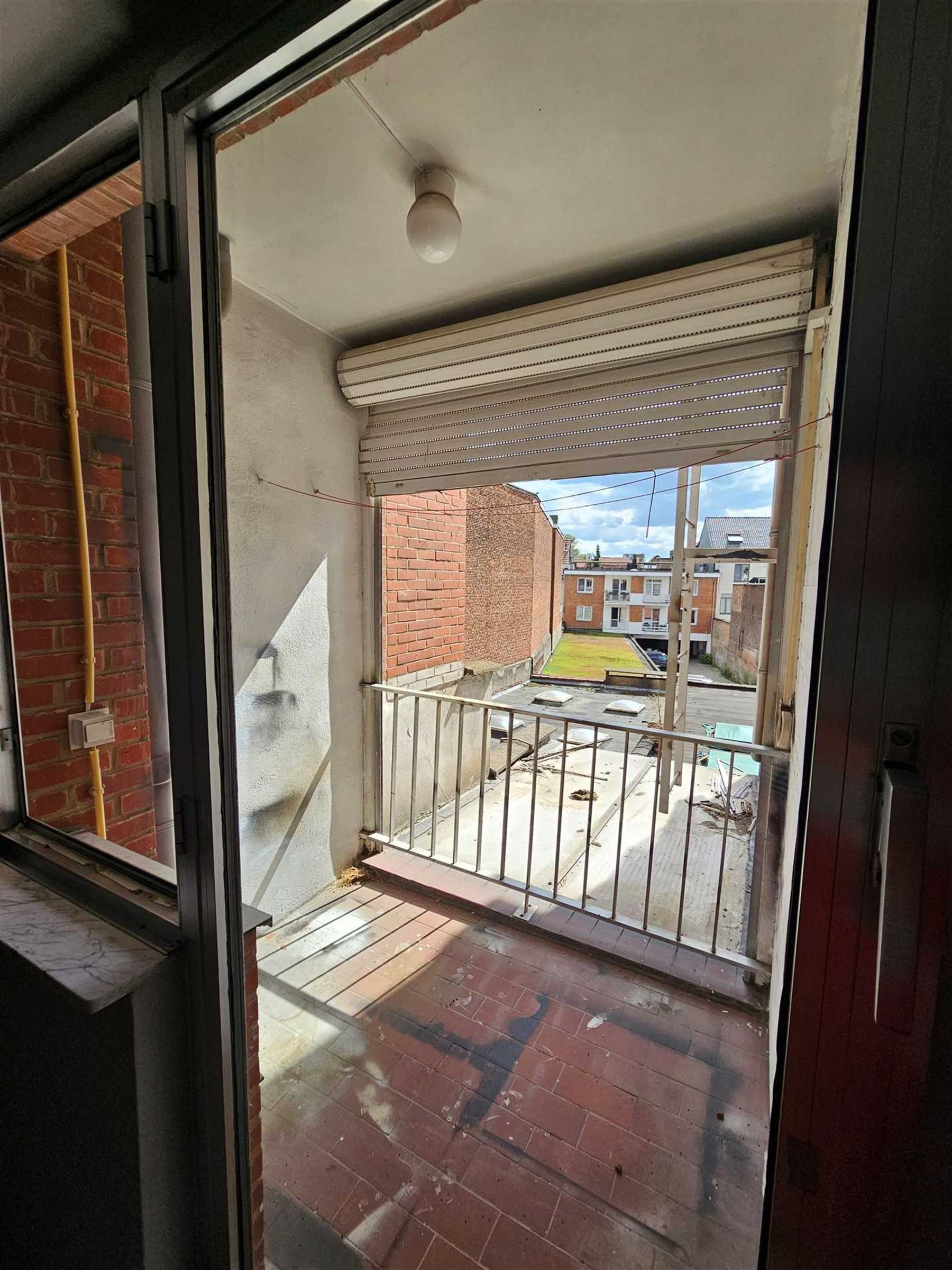 Zeer ruim appartement !!! foto 11