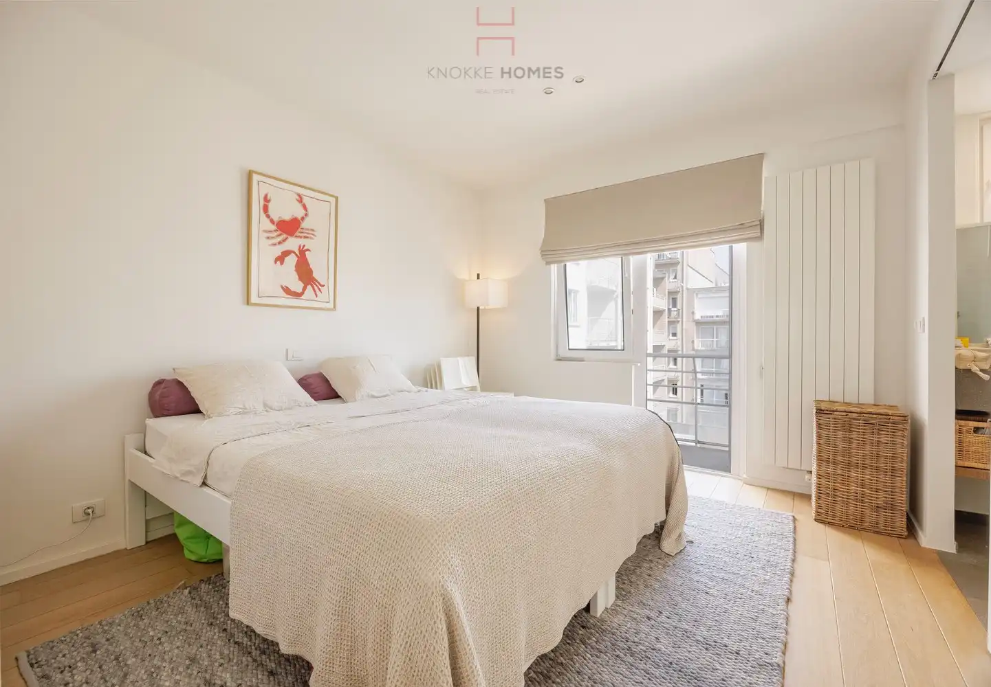 Charmant, ruim 1-kamerappartement met zijdelings zeezicht foto 9