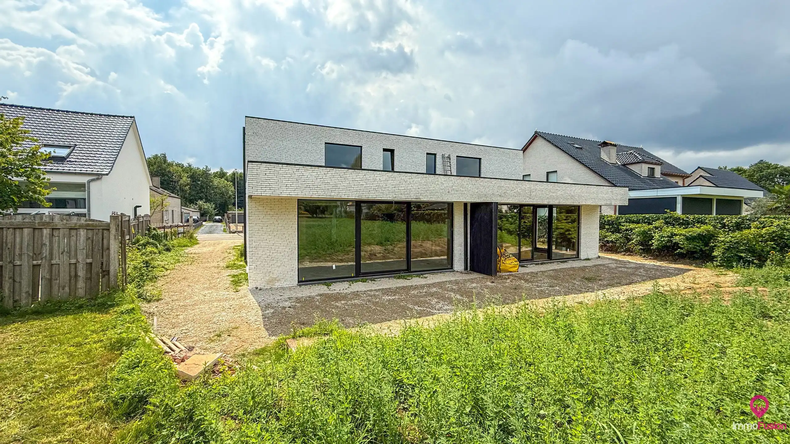 Moderne halfopen Nieuwbouwwoning met grote tuin in Zolder! foto 29