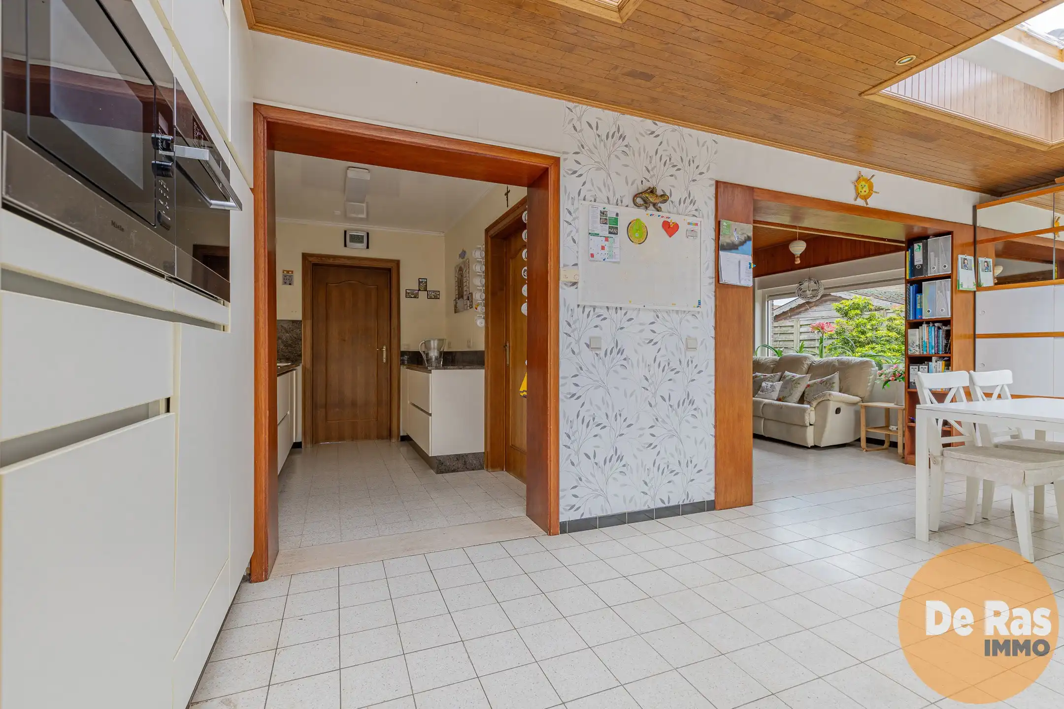 MERE- Leuke halfopen bebouwing in een rustige omgeving foto 13