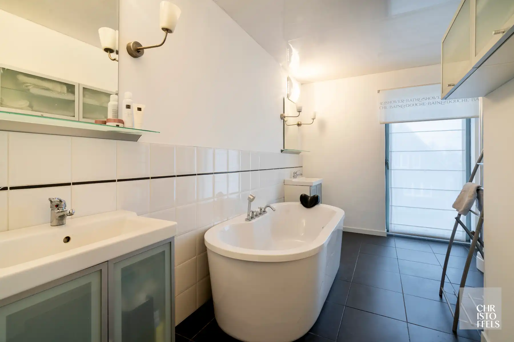 Ruime woning in Bilzen met veel woon- en werkmogelijkheden!  foto 14