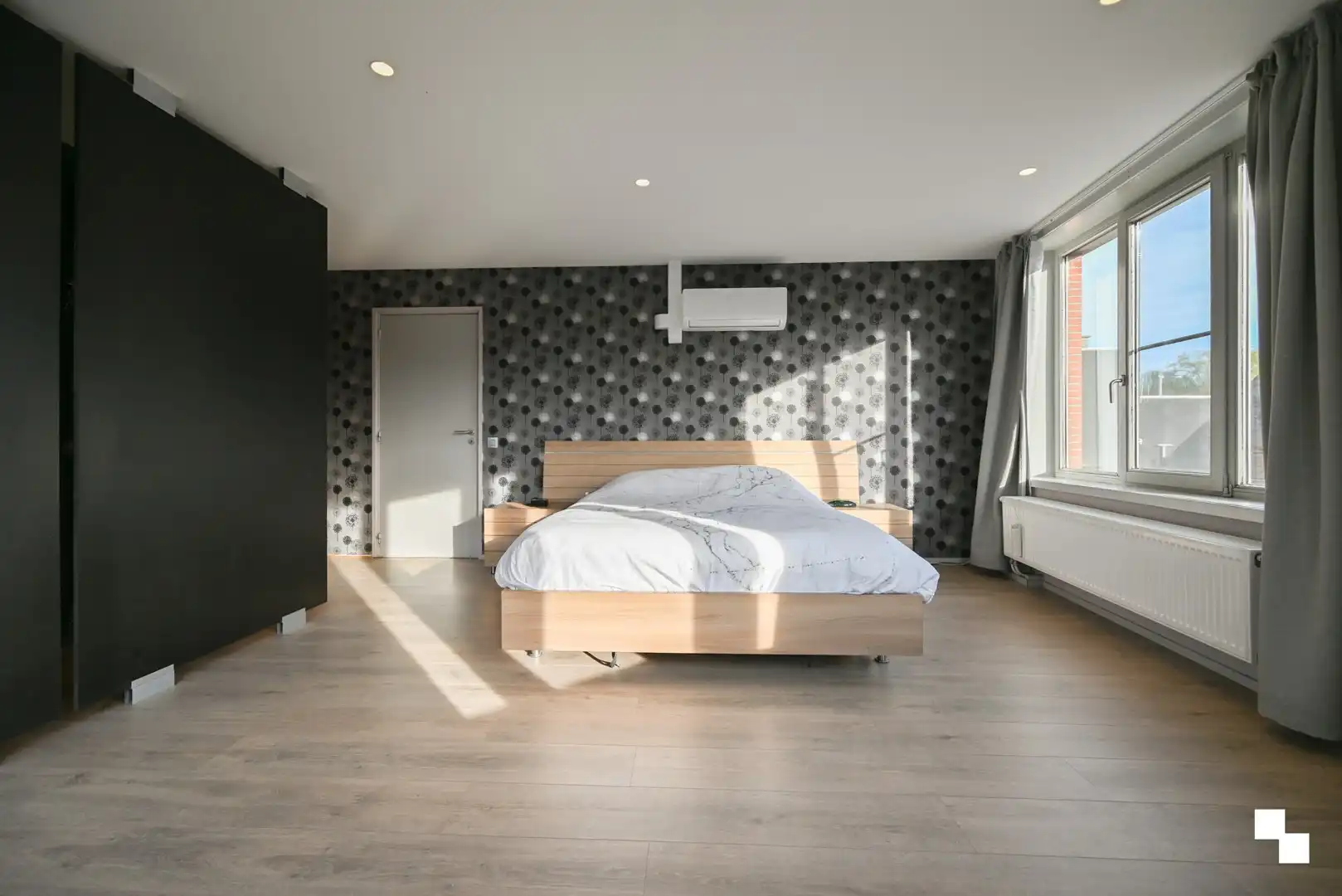 Karaktervolle woning met handelsruimte nabij het centrum van Izegem foto 24
