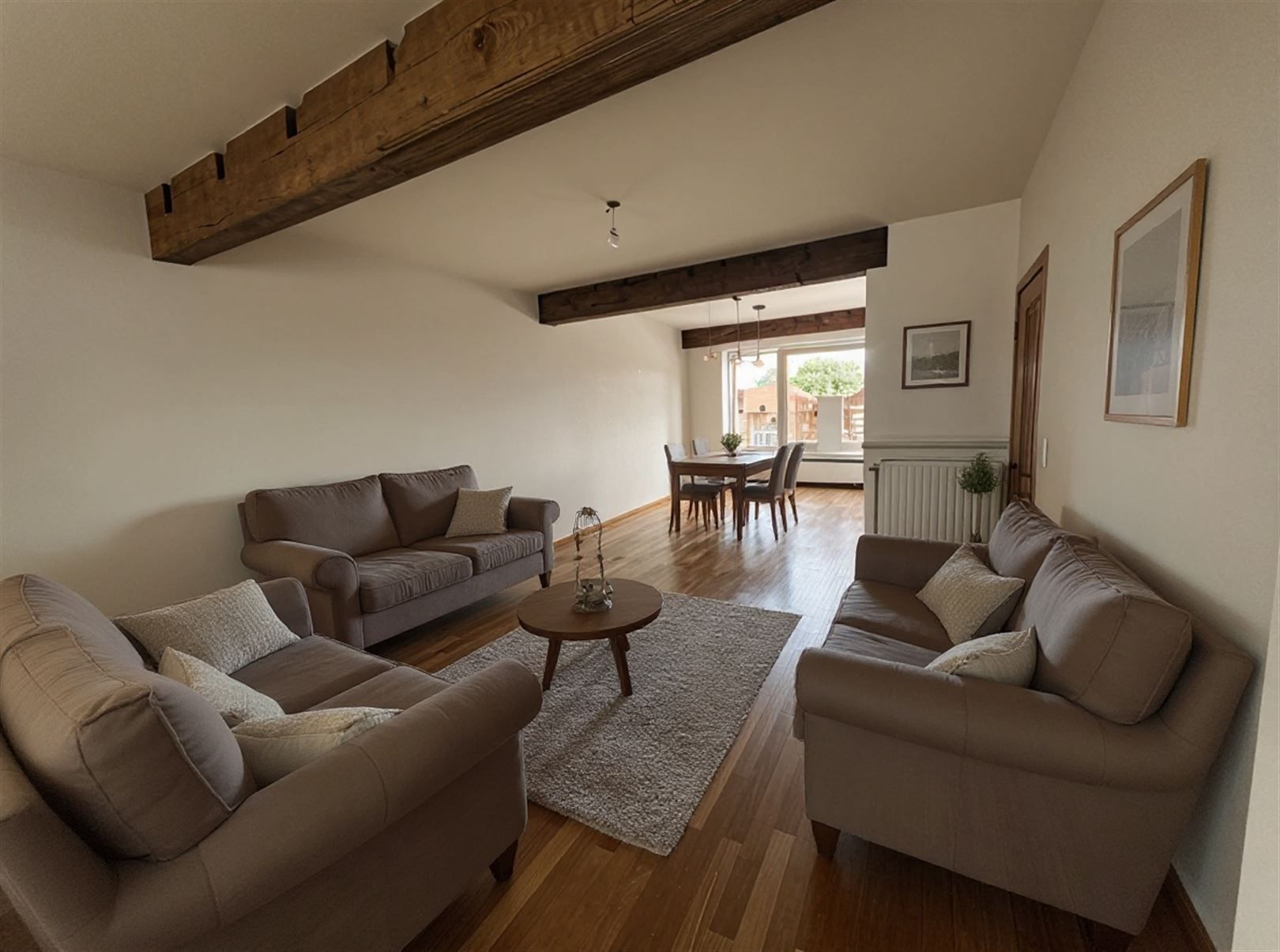 APPARTEMENT MET DRIE SLAAPKAMERS, GARAGE (optioneel) EN KELDERBERGING foto {{pictureIndex}}