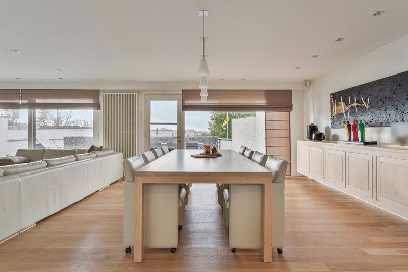 Op en top gerenoveerde bel-etage woning mét magazijn TE KOOP nabij hartje Wakken! foto 6