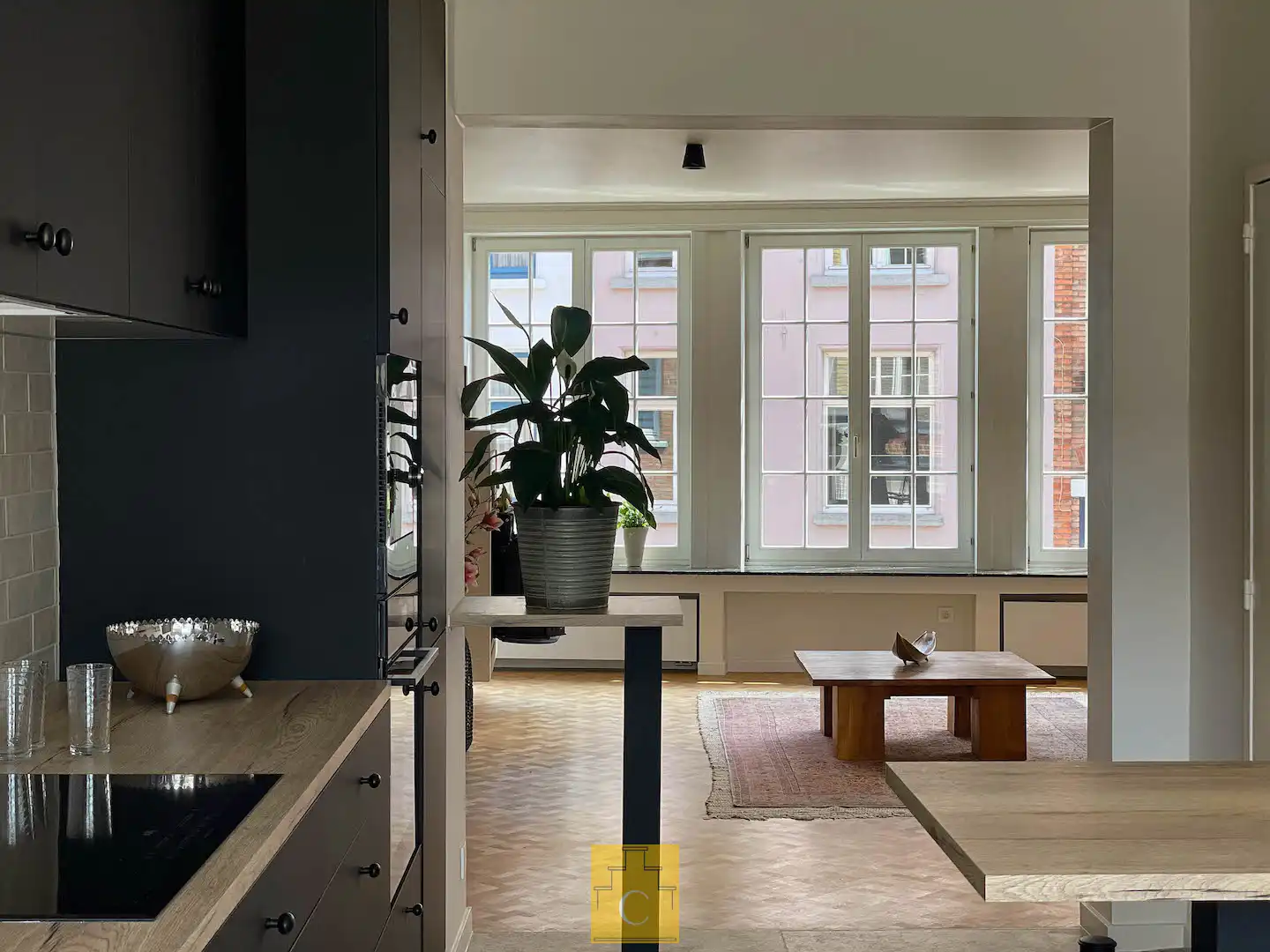 perfect gelegen pas gerenoveerde stadswoning - 340 m2 vloeroppervlakte - met garage, tuin en extra terras op het verdiep foto 20