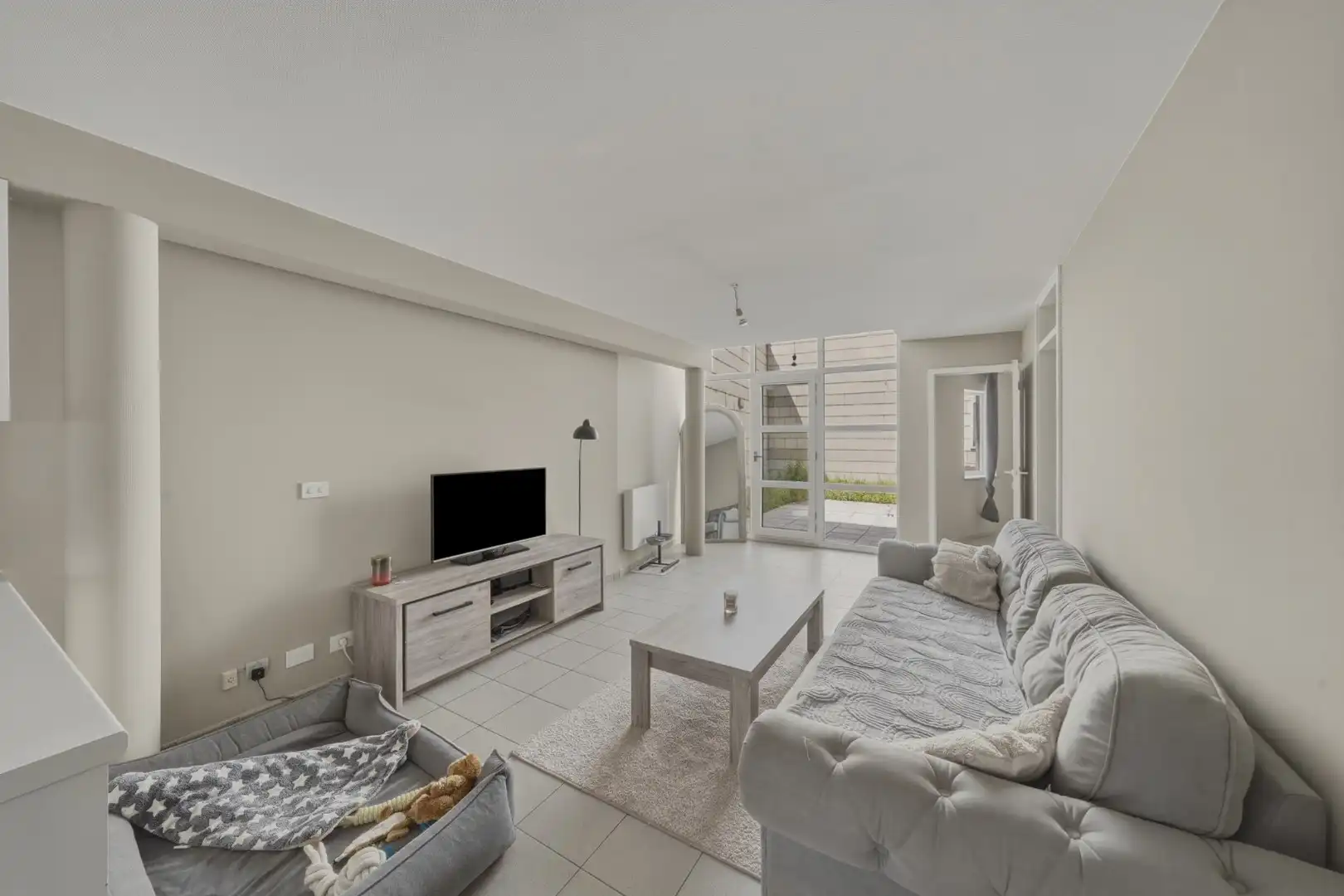Verhuurd appartementsgebouw met 3 woonentiteiten foto 3