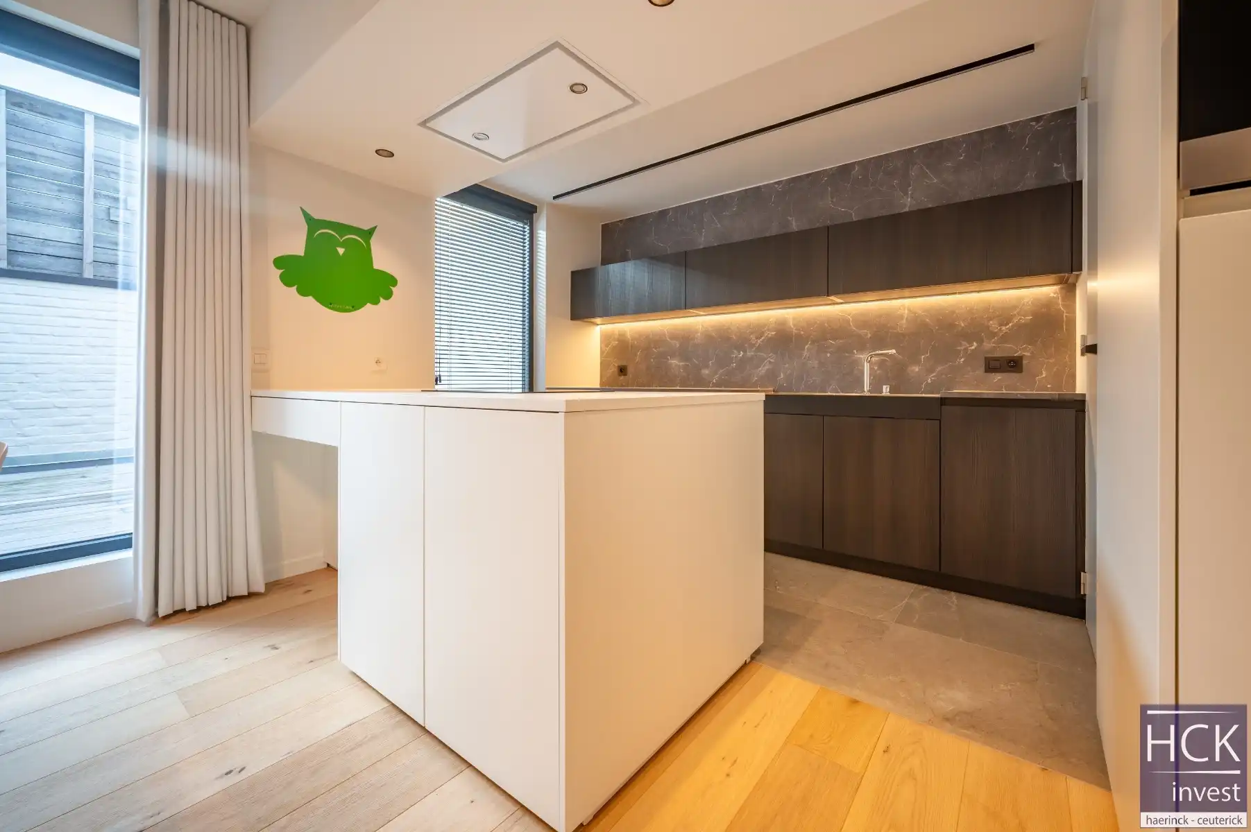 OUDENAARDE - Knap appartement met 2 SLPK. en uitzonderlijk ruim terras foto 7