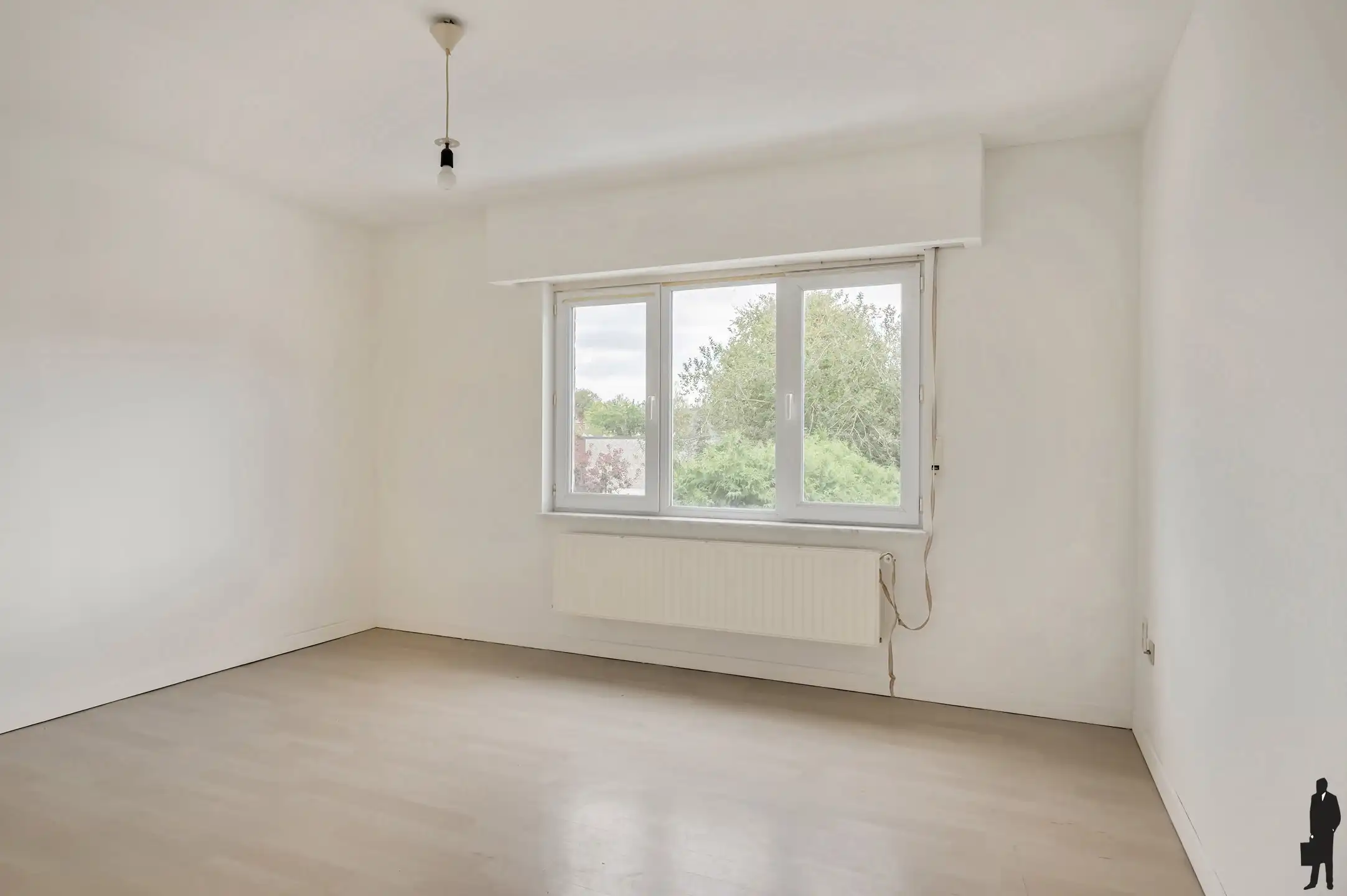 Op te frissen HOB pal in centrum! foto 6