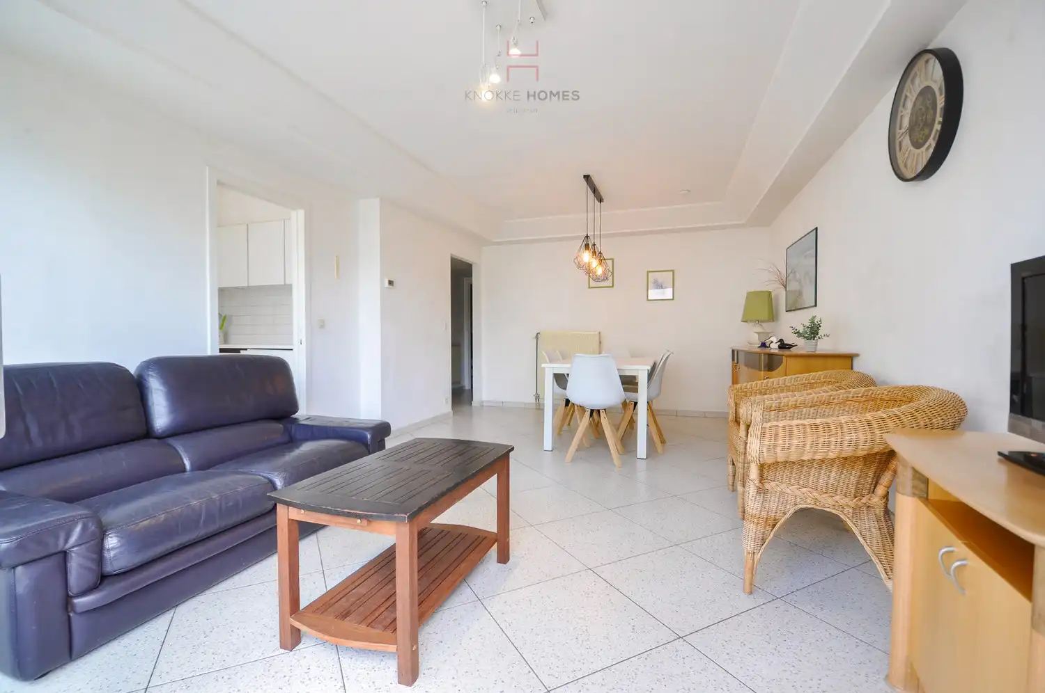 Gemeubeld appartement met zijdelings zeezicht in Duinbergen foto 5