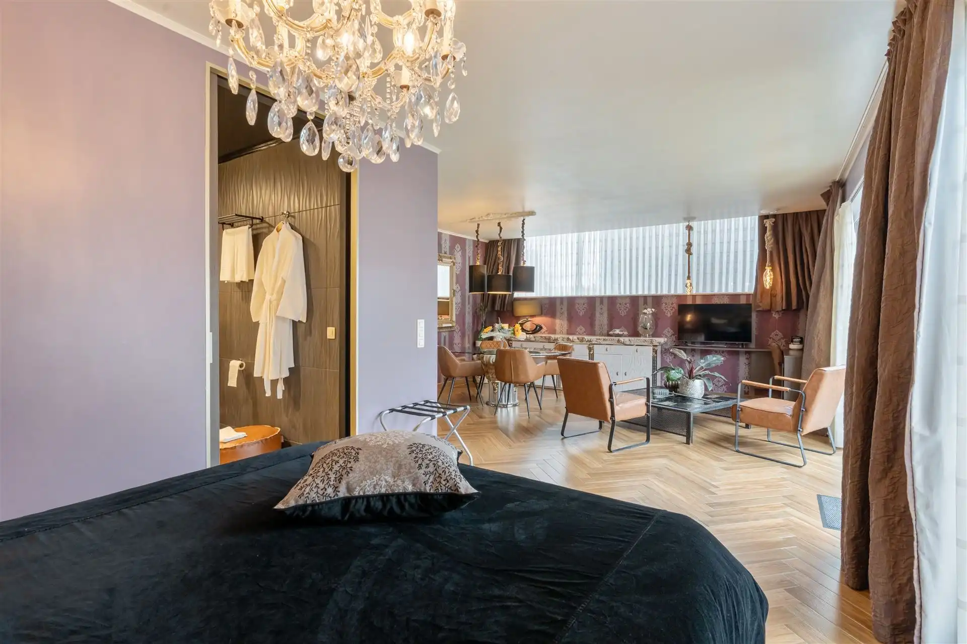 Herenhuis met B&B en wellness. foto 24