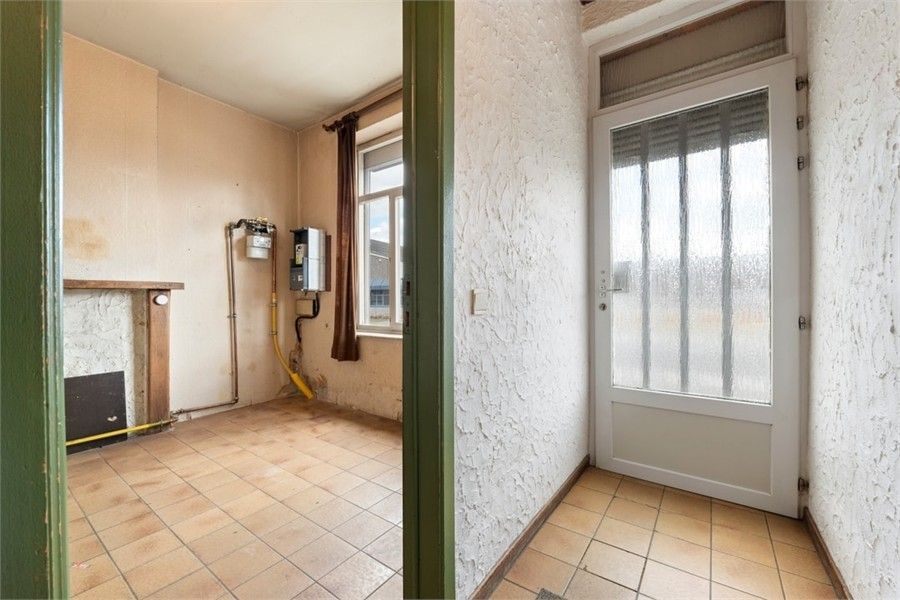 TE RENOVEREN RIJWONING VLAKBIJ HET CENTRUM VAN SINT-TRUIDEN foto 4