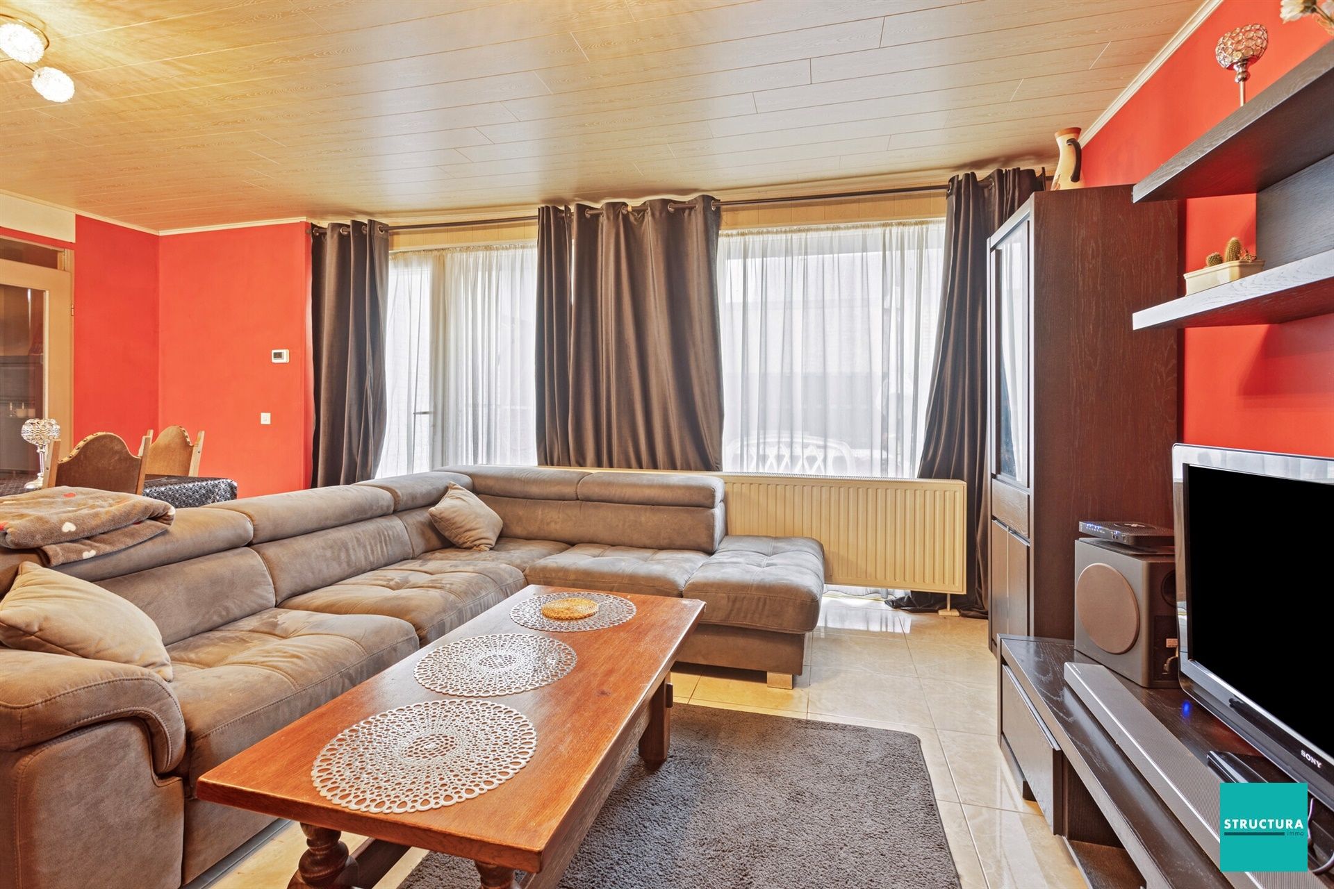 Woning met 5 slaapkamers en garage foto 3