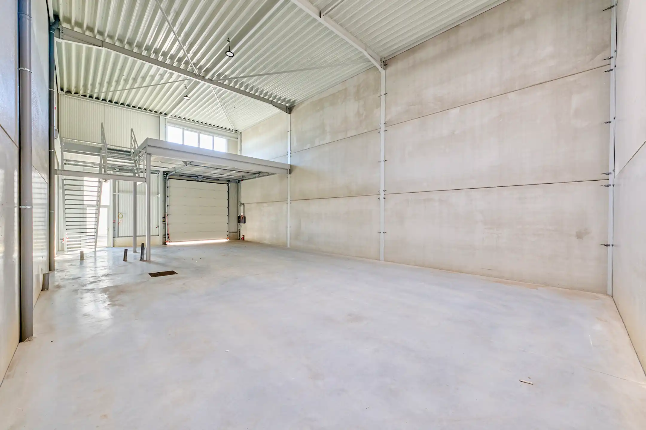 KMO-unit 18 | Bedrijvenpark Kompellaan foto 4