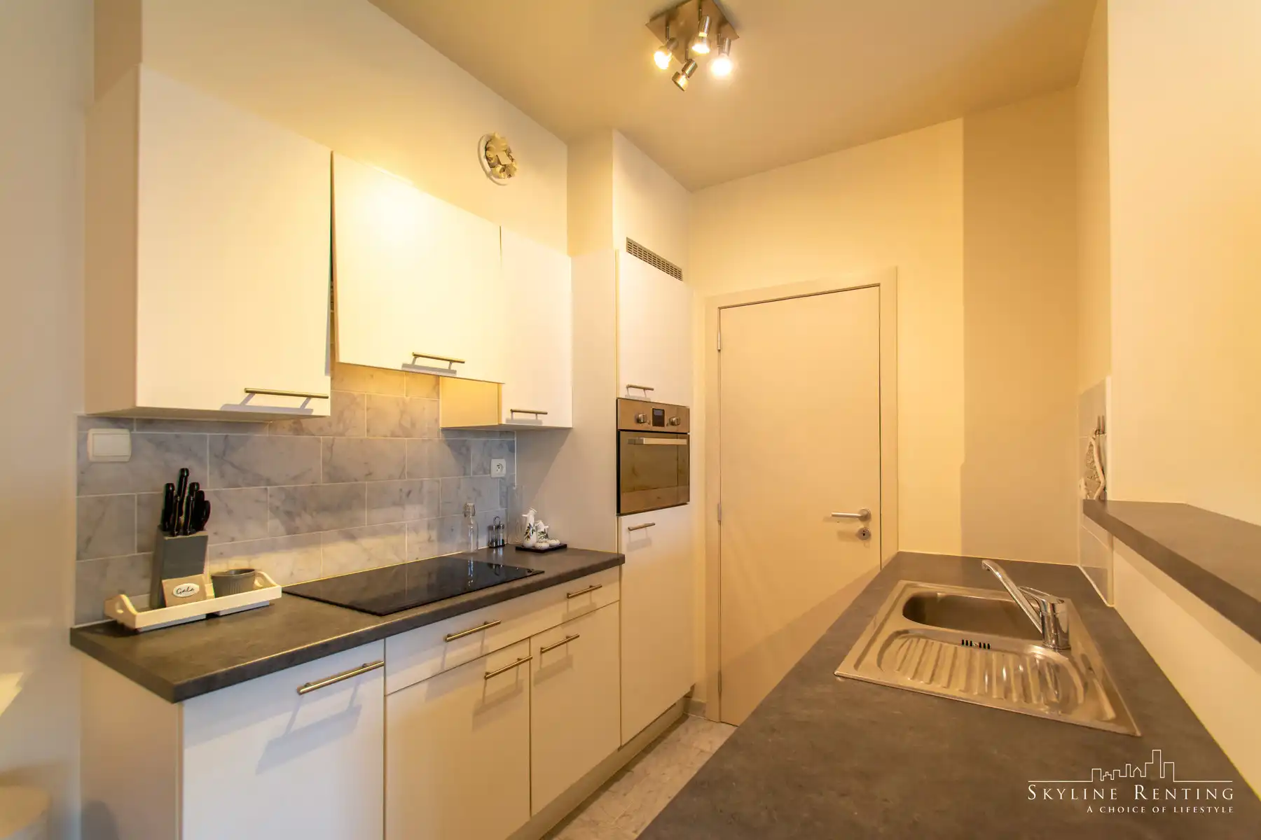 Prachtig gemeubeld appartement met 2 KAMERS + 2 badkamers foto 9