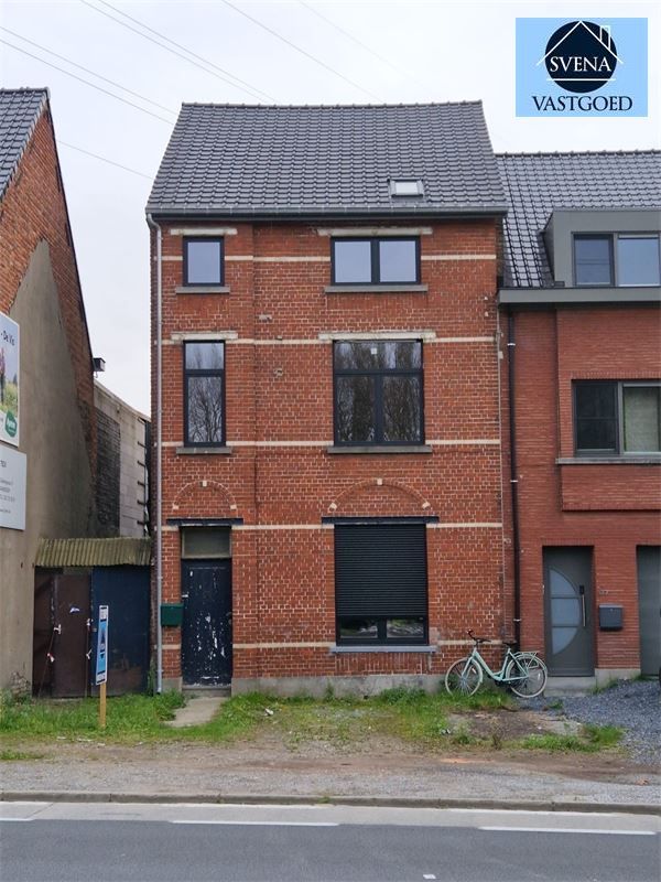 Hoofdfoto van de publicatie: ZEER RUIME WONING