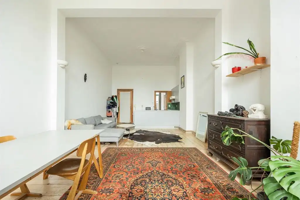 Uitzonderlijk ruime, statige herenwoning foto 14