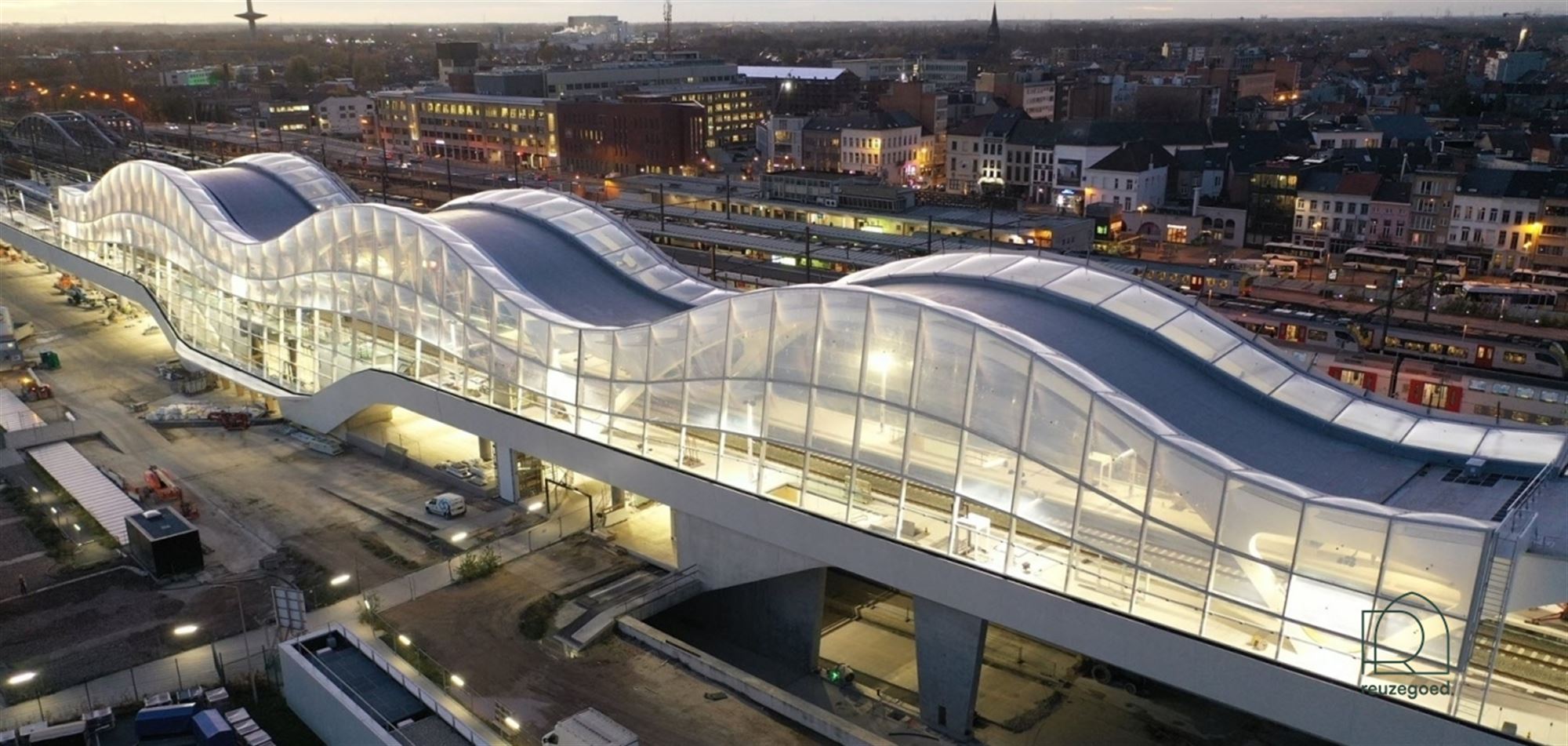 Gunstig gelegen garagebox in buurt centraal station Mechelen foto 5
