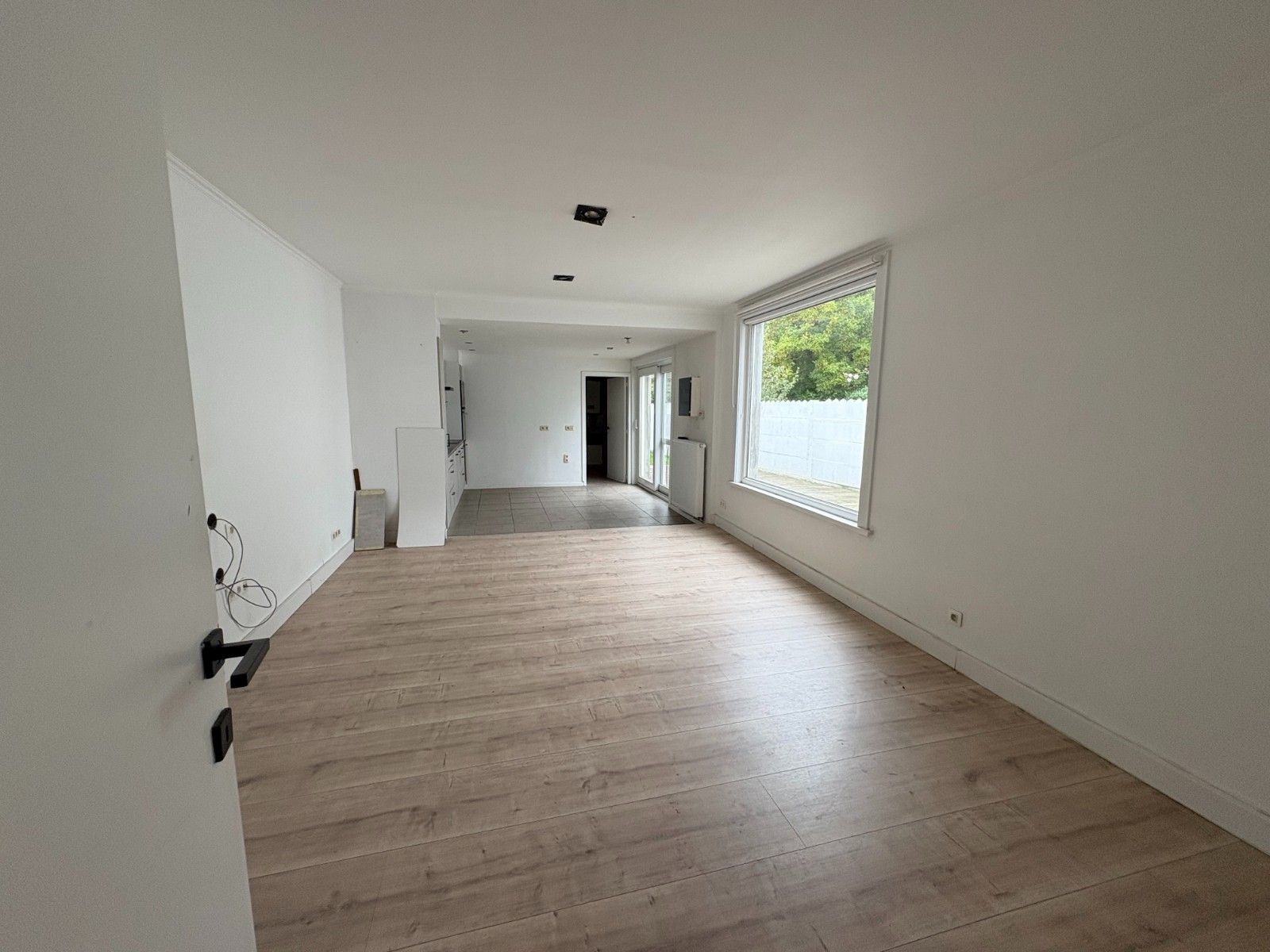 🏠 Vernieuwde gezinswoning met handelsgedeelte – renovatie 2022 foto 29