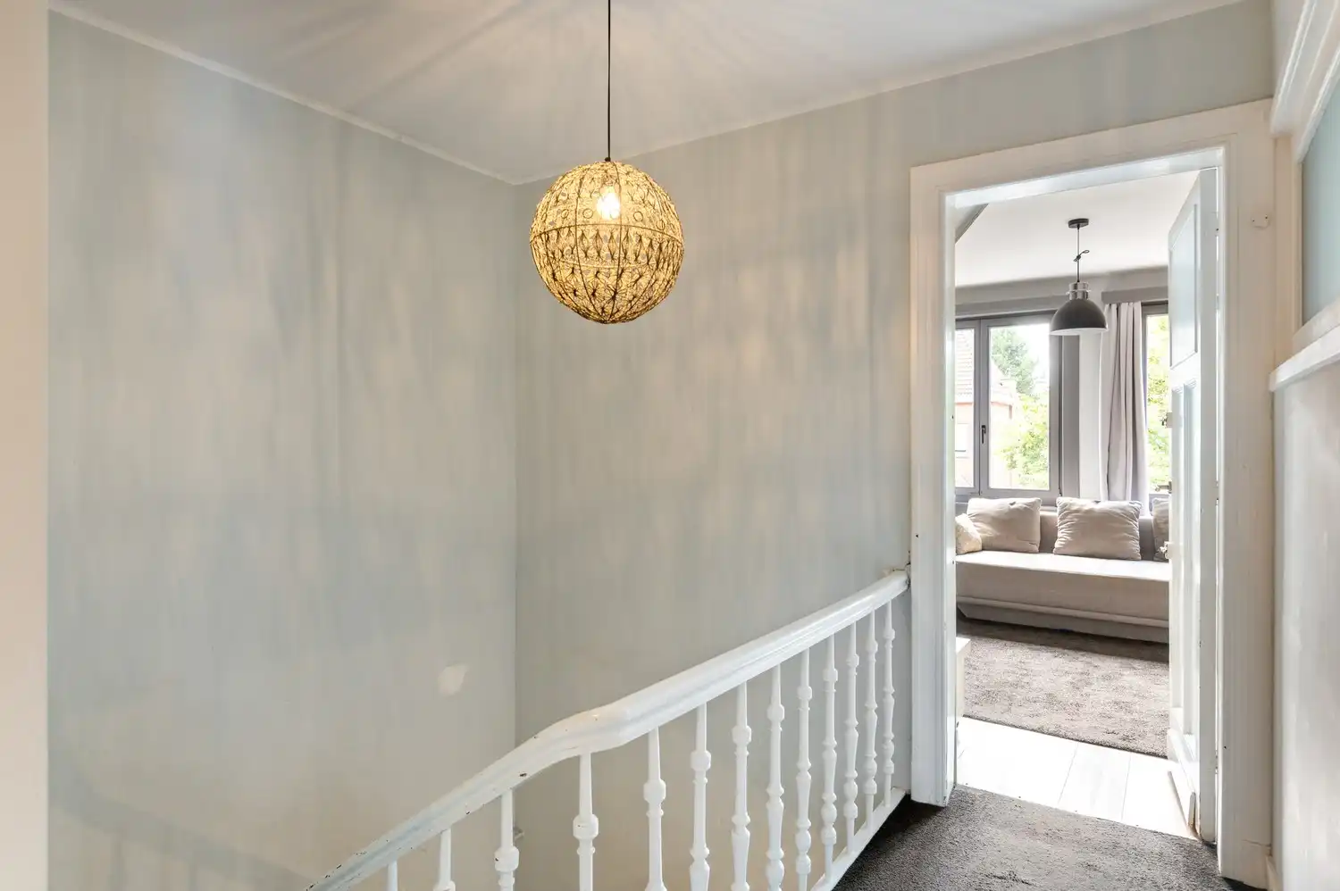 Instapklare woning met 4 slpkrs in hartje Edegem foto 11
