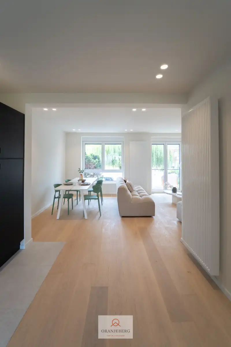 Uitmuntend gelegen gerenoveerde woning ! foto 11