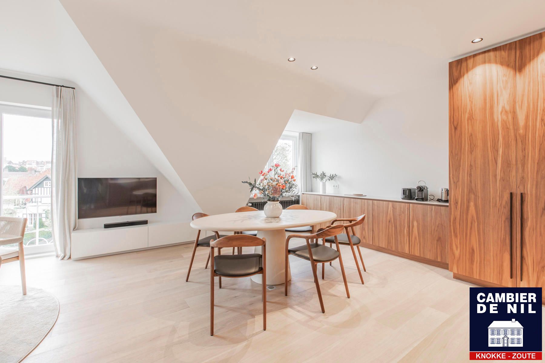 Penthouse in villa residentie met 3 slpk - modern gemeubileerd foto 7