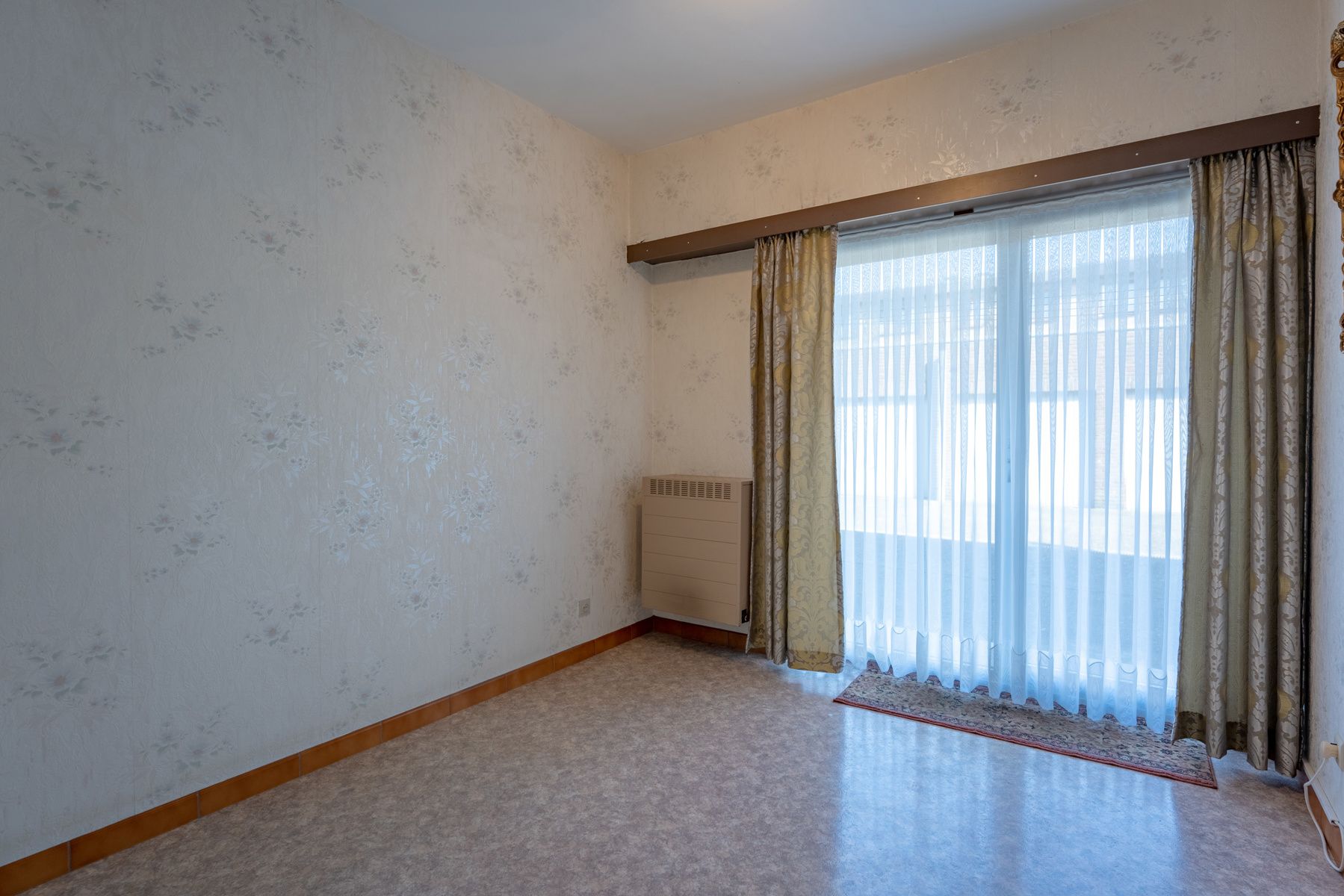 Verzorgd appartement op de gelijkvloerse verdieping met garagebox! foto 7