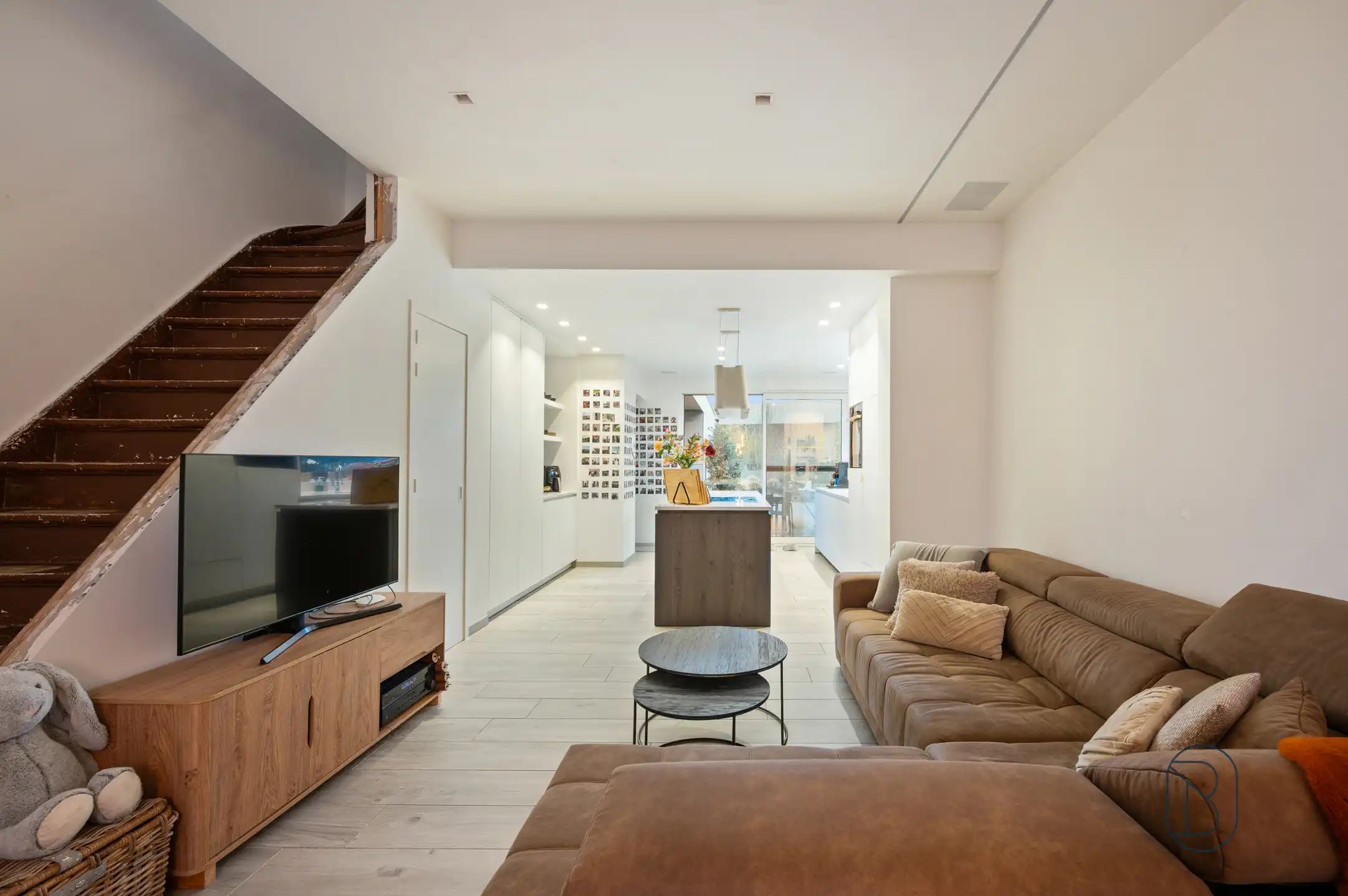 Ruime, instapklare HOB met tuin en multifunctionele garage! foto 5