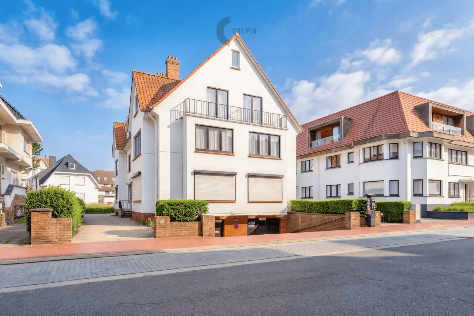 Appartement in villaresidentie op toplocatie met garage foto 6