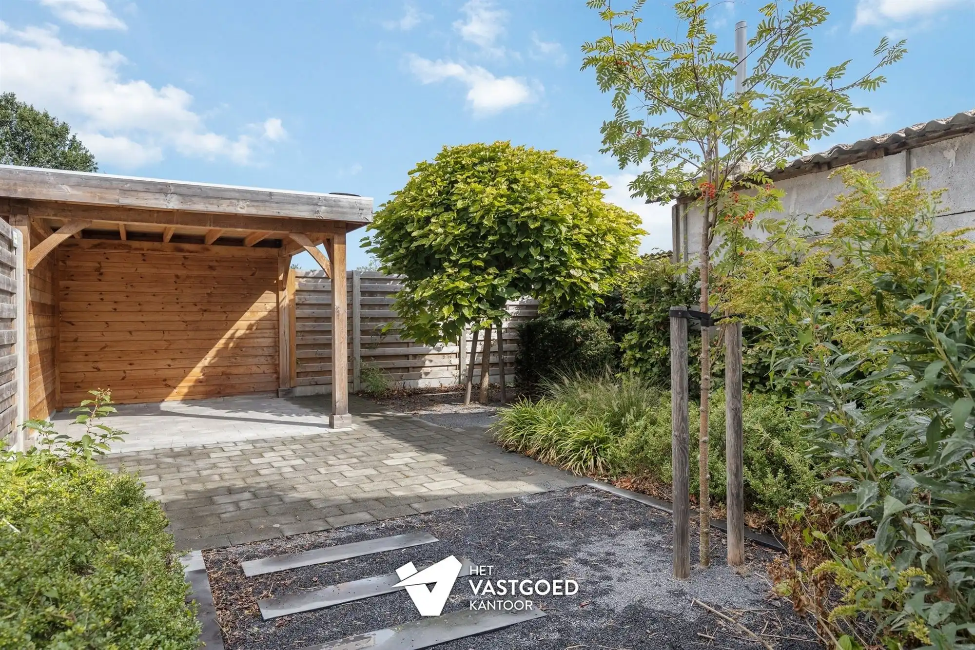 KWALITATIEF GERENOVEERDE WONING VLAKBIJ CENTRUM foto 22